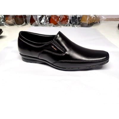 Comfort Round-Toe Slip-On