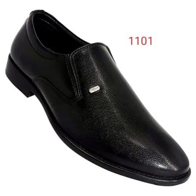 Pebble-Grain Formal Slip-On